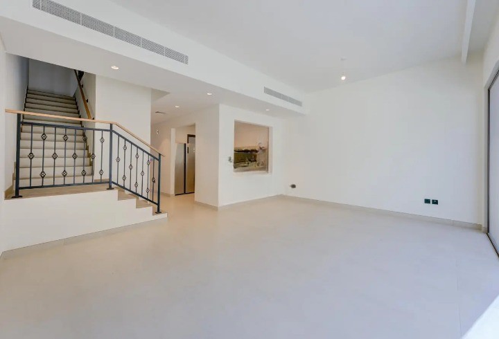 Costa Brava, DAMAC Lagoons | Luxury Lagoon Living | 4BR Townhouse photo 4