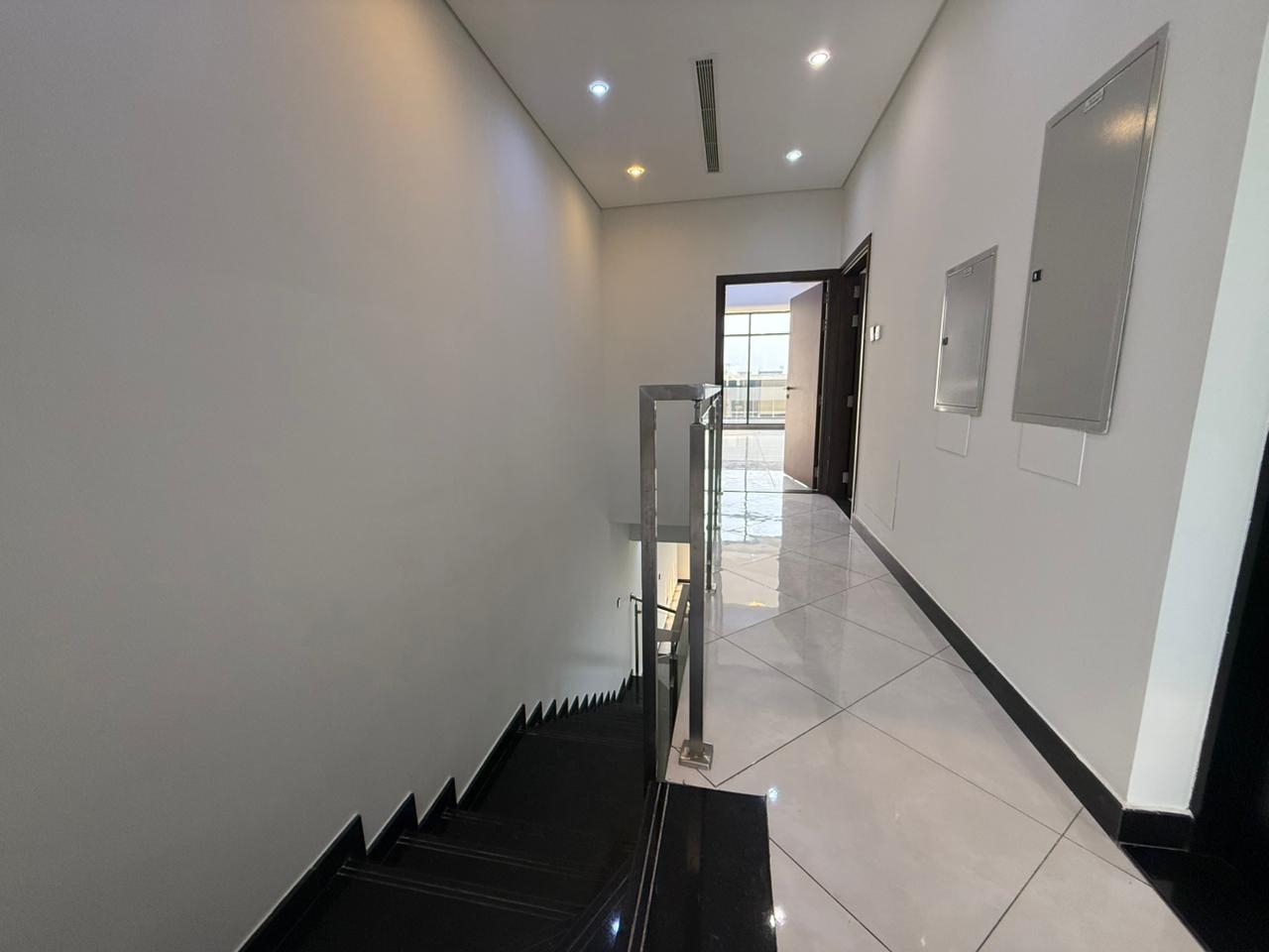 VILLA photo 2